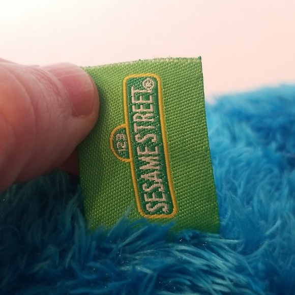 RARE Sesame Street Canadian Cookie Monster Plush 2007 - Picture 8 of 10